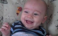 Funny Babies Laughing  7 Widescreen Wallpaper