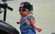 Very Funny Babies 30 Background Wallpaper