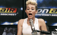 Funny Miley Cyrus Celebrity 30 Widescreen Wallpaper