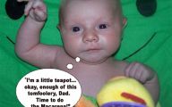 Funny Babies 133 Desktop Wallpaper