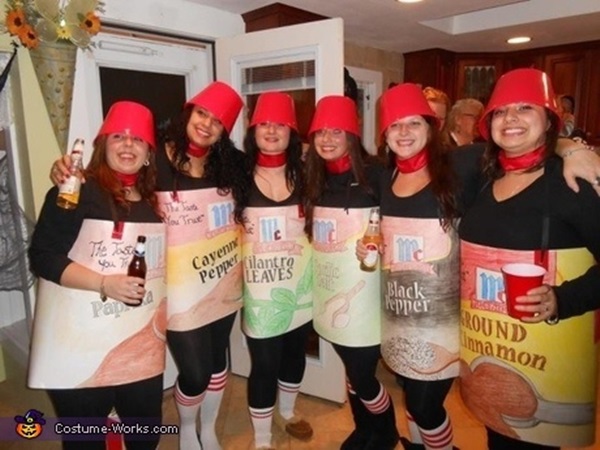 Funny Group Costume Themes 21 Free Hd Wallpaper - Funnypicture.org